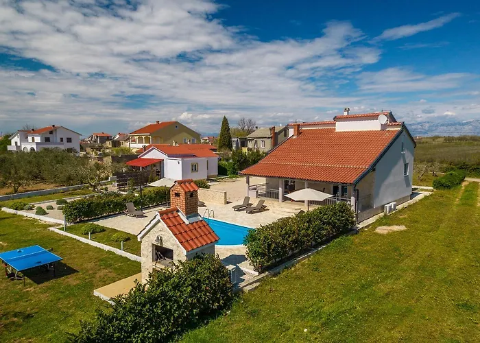 House Oasis Village