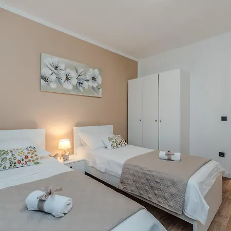 House Oasis Village Holiday home *