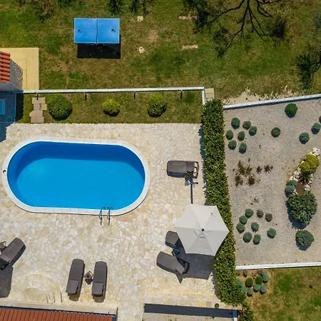 House Oasis Village